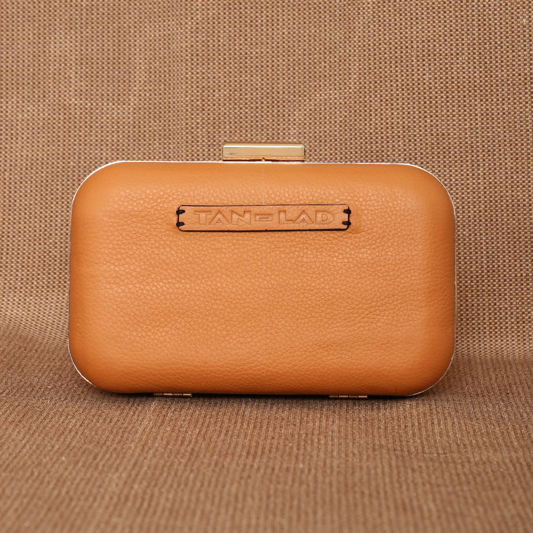 TAN LAD  Jewels Clutch - Peach