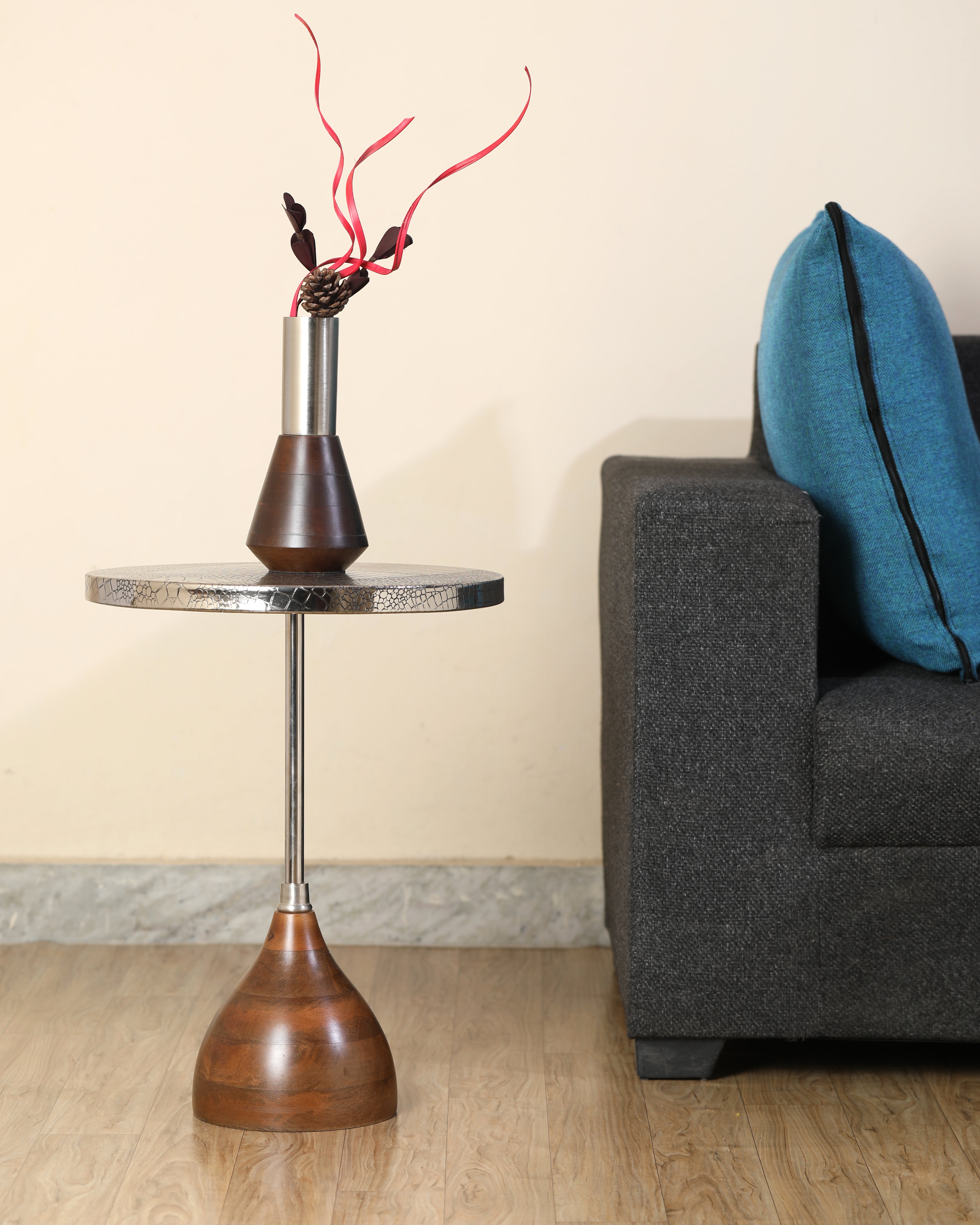De Maison Decor Viotto Croc Pattern Side Table - Silver 