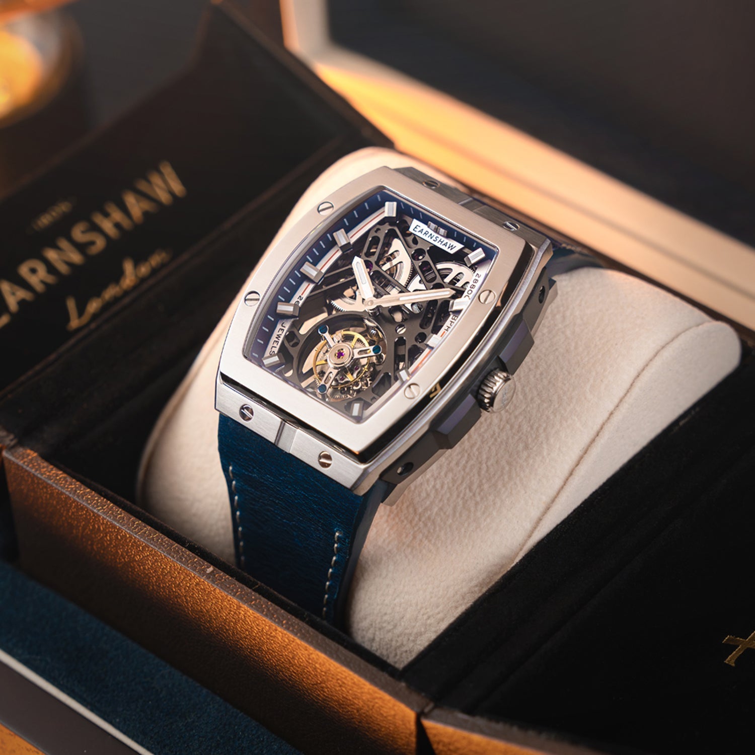 Earnshaw Invincible Limited Edition Tourbillon Automatic Men's Watch - ES-8281-02