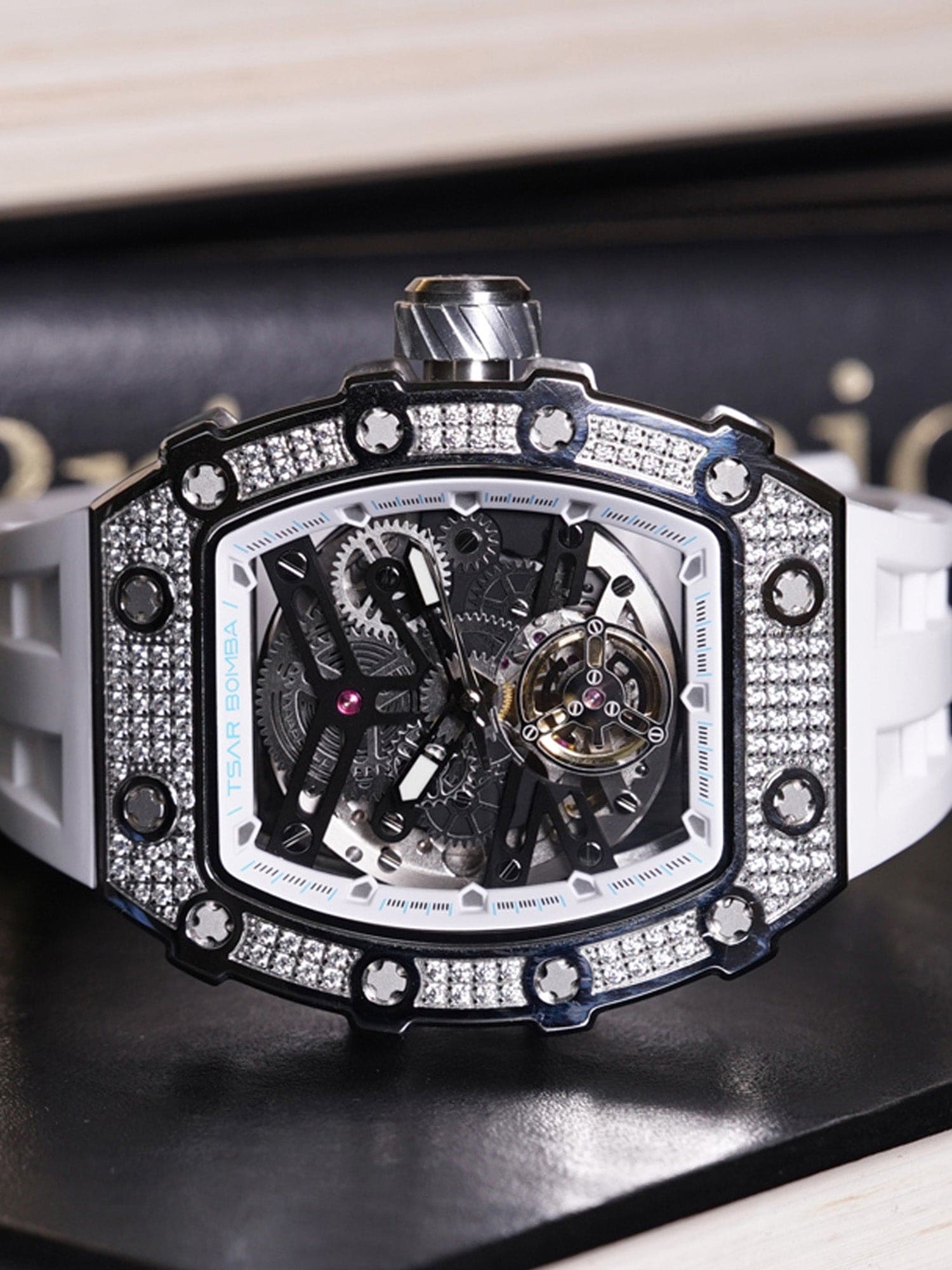 TSAR BOMBA Automatic 21 Jewels Diamond Like CZ Men's Watch -  TB8208D-05