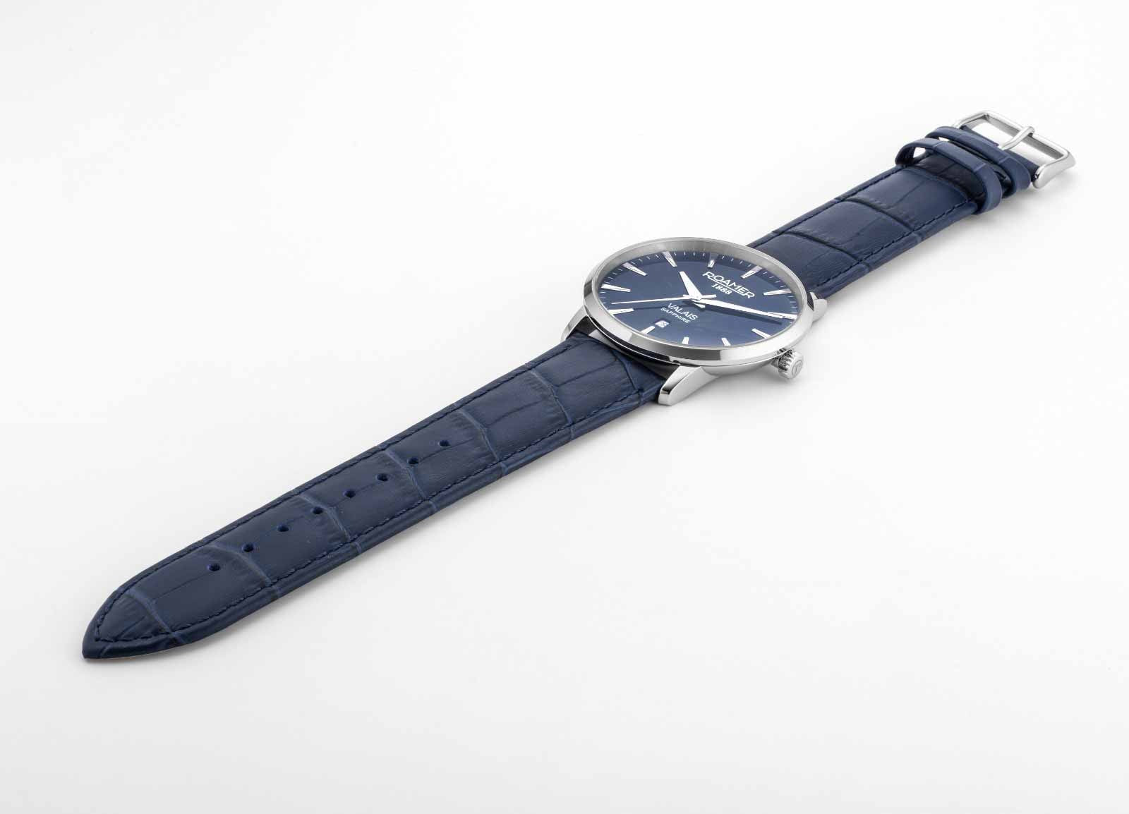 Roamer Valais Gents Interchangeable Box Set Analog Blue Round Dial Men's Watch - 988833 41 45 05