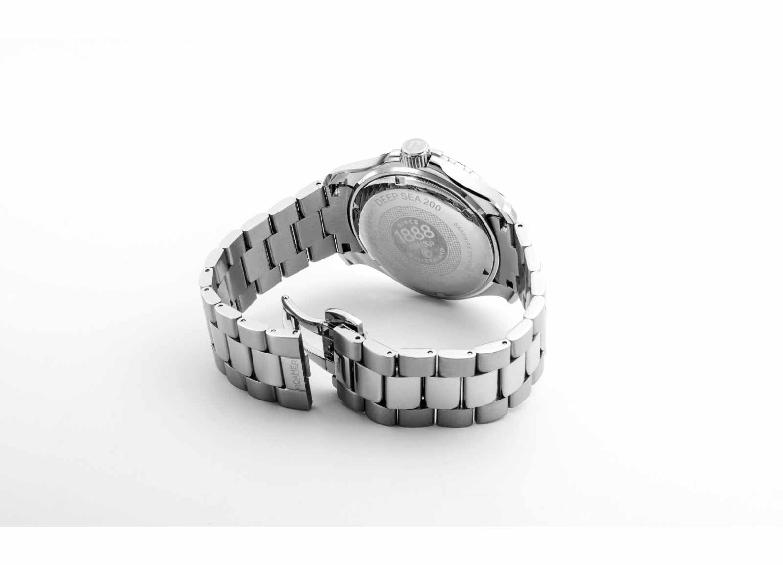 Roamer Deep Sea 200 Analog Green Pattern Round Dial Men's Watch - 860833 41 75 71