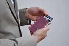 Tru Virtu 24104000125 Classic Edition Black berry Solid Pattern Wallet