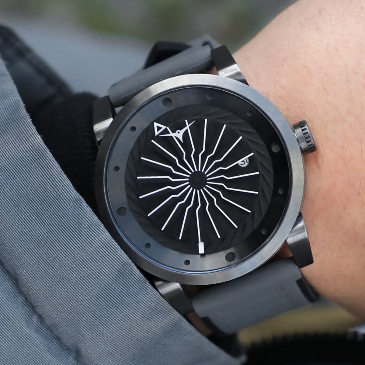 ZINVO BLADE EDGE Analog Black Turbine Round Dial Men's Watch - 584