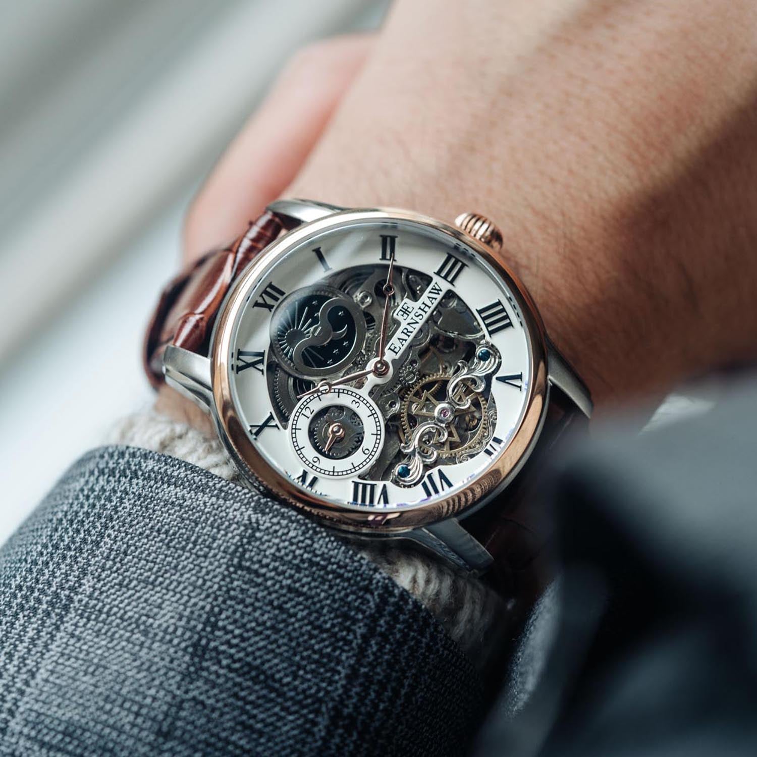 EARNSHAW LONGITUDE Analogue Round Dial Watch For Men - ES-8006-03