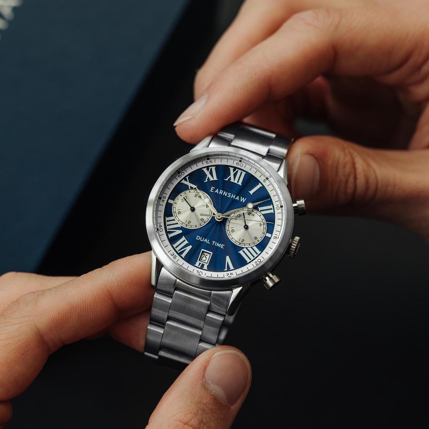 Earnshaw CARLYLE Multifunction Battery Blue Round Dial Men's Watch - ES-8176-33