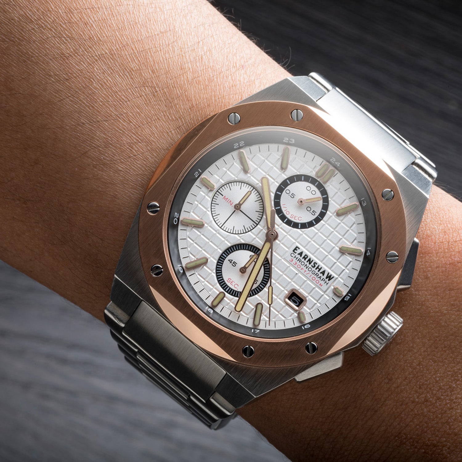 Earnshaw Bessemer Chronograph White Round Luminous Hands Dial Men's Watch - ES-8254-22