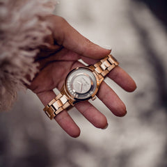ARIES GOLD Verona Swaroskvi Moveable Crystals Watch with Sapphire Glass For Women- L 5021 RG-MB