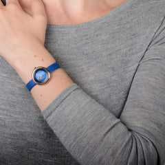 OBAKU STILLE NAVY Quartz MOP Round Dial Women's Watch -V146LXVLRA